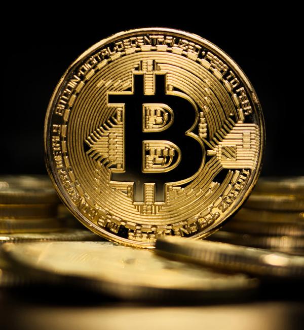 توقعات التيسير النقدي ترفع أسعار العملات المشفرة