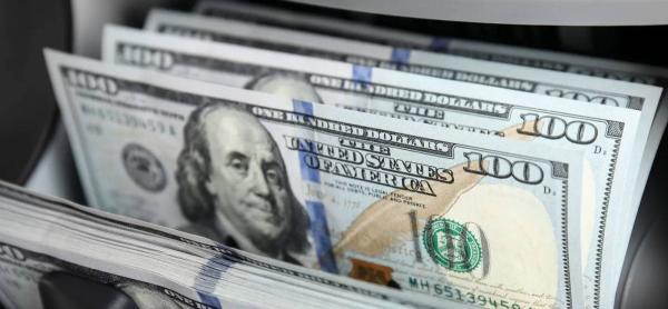 استقرار الدولار بعد تلميح باول لخفض الفائدة الأمريكية