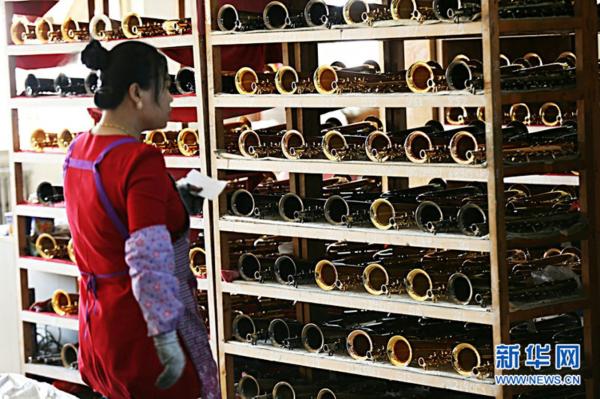 قرية "سيدانغ كو" الصينية.. "عاصمة الساكسفون" في العالم