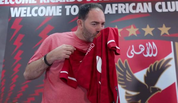 الأهلي المصري يُنهي رحلته مع سواريش