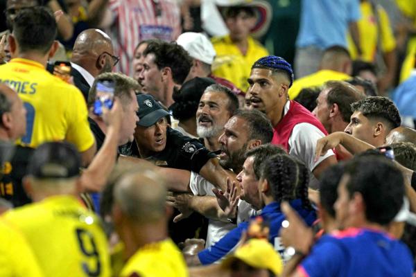 «كوبا أميركا»: «كونميبول» يعاقب 11 لاعباً من الأوروغواي بالإيقاف والغرامة