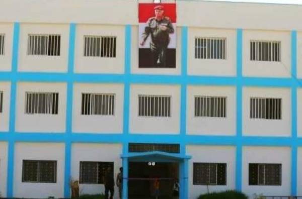 ادارة أمن ابين تصدر بياناً توضيحياً مهماً بشأن هروب (27) سجينا من السجن المركزي بزنجبار..! – (نص البيان)