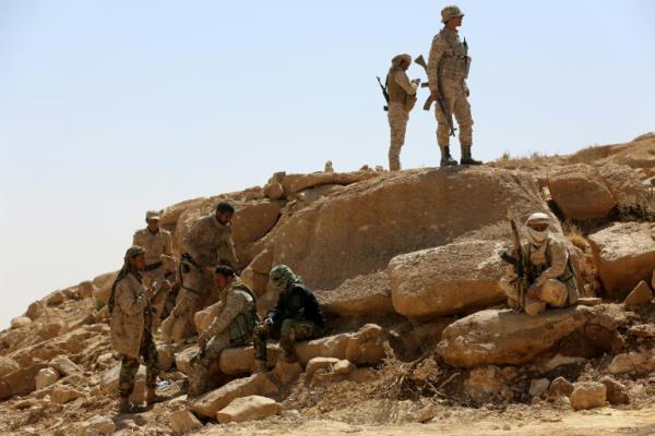 الجوف.. الجيش يستعيد مواقع ويقطع خطوط إمداد للحوثيين 