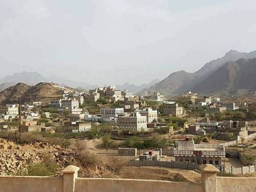 تعز.. القوات الحكومية تحبط هجوما حوثيا في مقبنة 