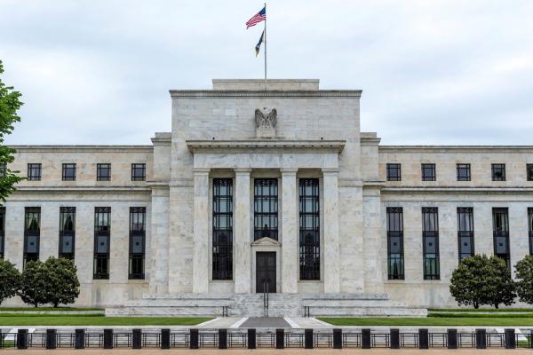 إعادة معدل التضخم إلى 2%.. "المهمة الأولى" للبنك المركزي الأمريكي