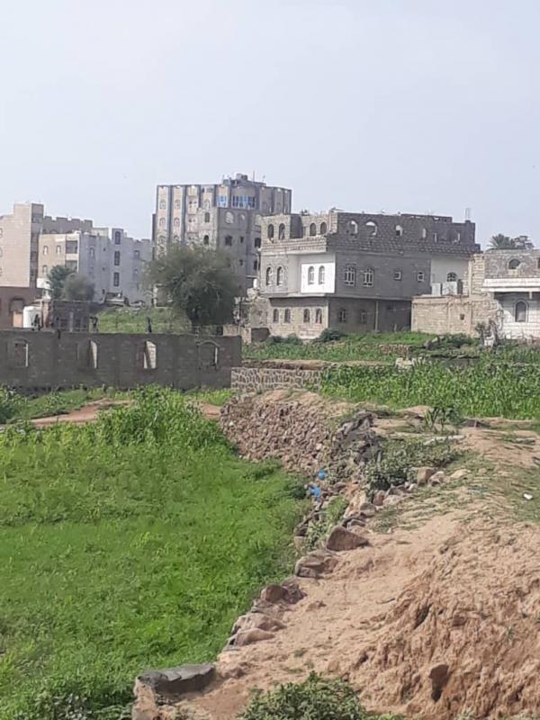 تربة تعز.. المدينة المنسية من مشاريع السلطة المحلية