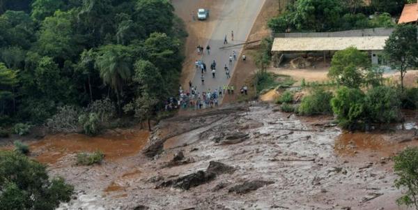3 قتلى و40 مصابا جراء انهيار جدار سد في جنوب أفريقيا