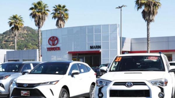 اليابان تبحث مستقبل قطاع السيارات وسط أزمات متلاحقة