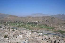 مزارعو قعطبة يشكون إتلاف مليشيا الحوثي لمزارعهم