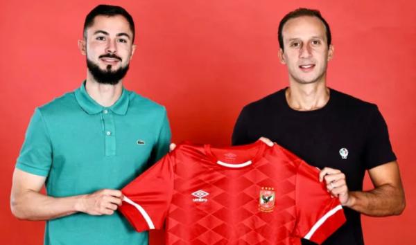 الأهلي المصري يتعاقد مع البرازيلي سافيو لثلاثة مواسم