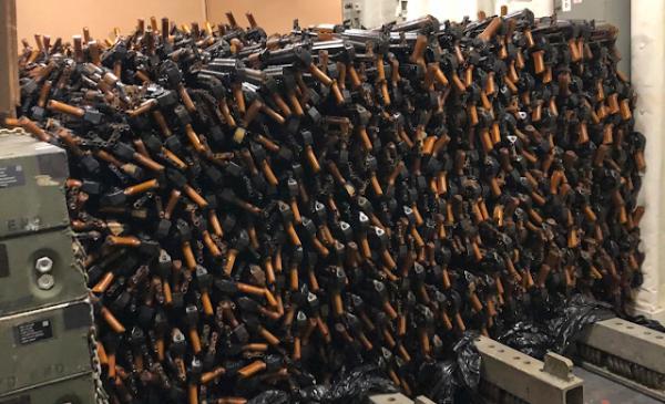 تقريردولي: يكشف كيف وصلت أسلحة إيرانية مهربة للحوثيين إلى الجيش الأوكراني