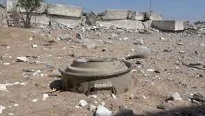 لغم حوثي يقتل امرأة ويبتر قدم أخرى في الحديدة