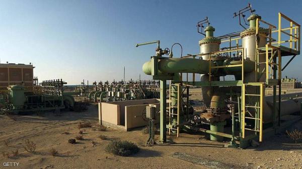 اتفاق النفط الليبي يكشف الانقسام في حكومة طرابلس