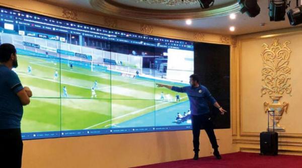 «فيفا» يختار مدير دائرة التحكيم السعودي مشرفاً على حكام «كأس العالم في قطر»