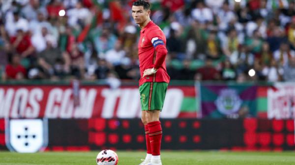 رونالدو يكشف موقفه من المشاركة في "يورو 2024"