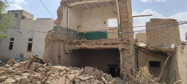 وفاة أب وطفليه إثر انهيار منزل في شبوة