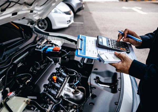 لماذا تتراجع أسعار السيارات الأمريكية وتشتعل تكاليف صيانتها؟