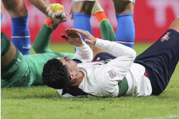 إصابة قوية لرونالدو أمام التشيك