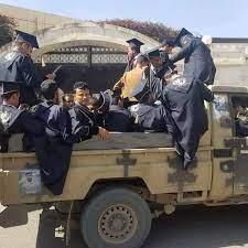 الحوثي يسلب طلاب الجامعات  فرحة التخرج 