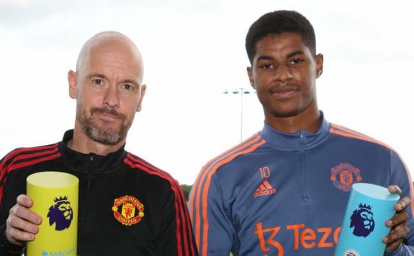 أول تعليق من تين هاغ بعد فوزه بجائزة مدرب الشهر بالدوري الإنجليزي