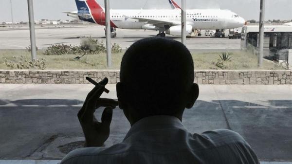 مسؤول بـ"طيران اليمنية" يكشف مؤامرة و يحذر من كارثة