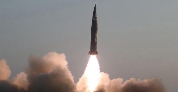 كوريا الشمالية تطلق صاروخا باليستيا