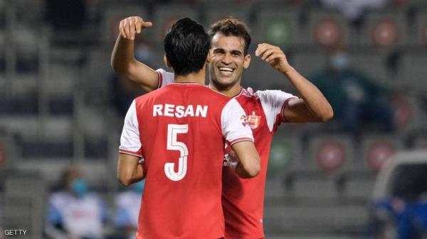 إيقاف لاعب إيراني 6 أشهر بسبب حركة عنصرية مهينة