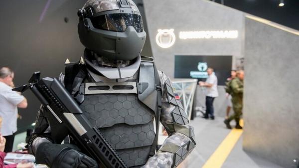 البزة العسكرية الجديدة للجندي الروسي تحميه من الشظايا