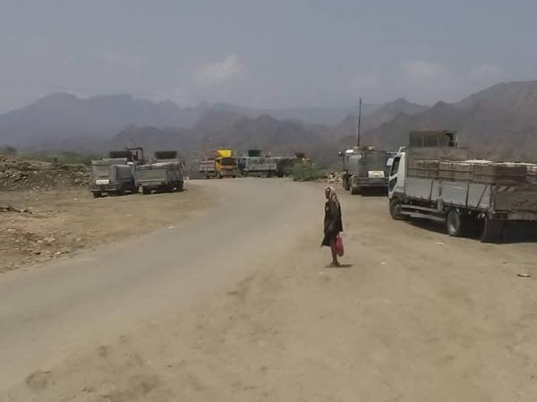 جبايات قوات الإصلاح تضاعف معاناة سكان محافظة تعز المحاصرة