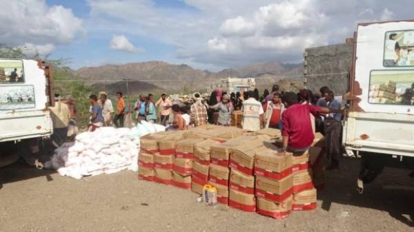 25 طناً مساعدات اغاثية من الهلال الإماراتي للوازعية