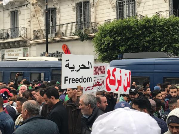 استمرار تظاهرات الإيرانيين.. وأميركا تتعهد بمحاسبة المسؤولين عن قمع المحتجين