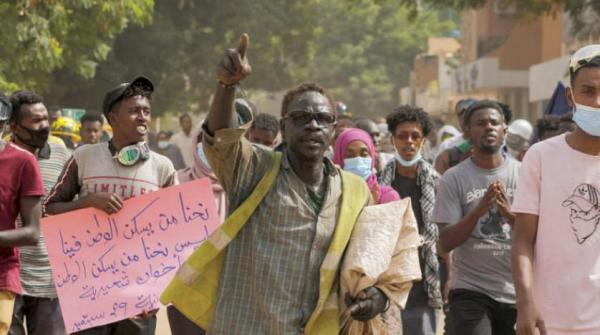 لجان المقاومة السودانية تطالب بـ{إلغاء الدستور وسلام جوبا» وحل {السيادي}