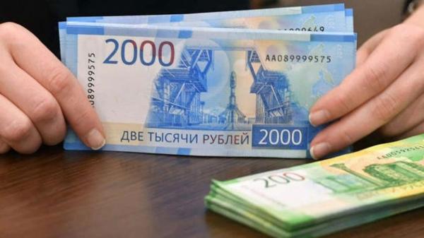 ارتفاع سعر صرف الدولار مقابل الروبل في بورصة موسكو