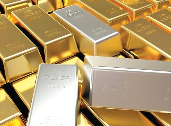 الذهب يلتقط أنفاسه.. والفضة إلى مستوى قياسي