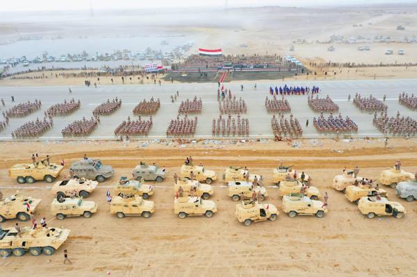 إذا كان هناك قوات وعتاد عسكري فلماذا لم تحرر مأرب وتعز من الحوثي؟!