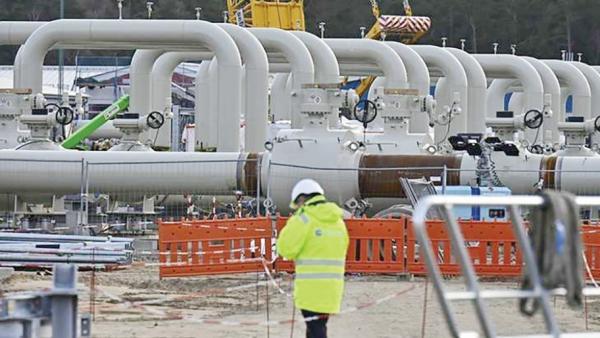 ألمانيا: لجنة خبراء توصي بدعم عملاء الغاز ووضع أسعار محددة