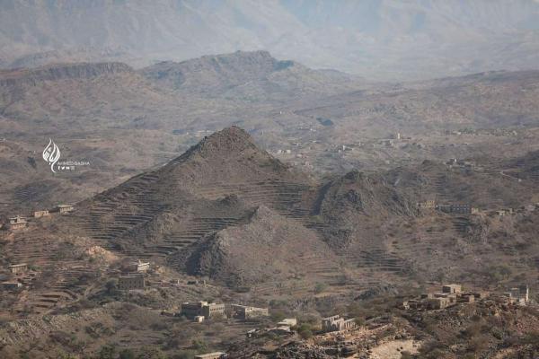  مصرع حوثيين وإصابة 4 من القوات الحكومية إثر معارك غربي تعز