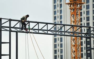 صندوق النقد يخفض توقعاته لنمو الاقتصاد العالمي 2023 إلى 2,7 %