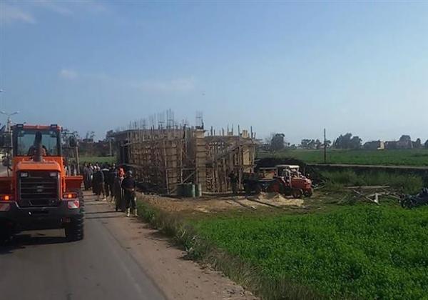 لحج.. منع البناء على الأراضي الزراعية وإخراج المقتحمين للإنزال السمكي برأس العارة 