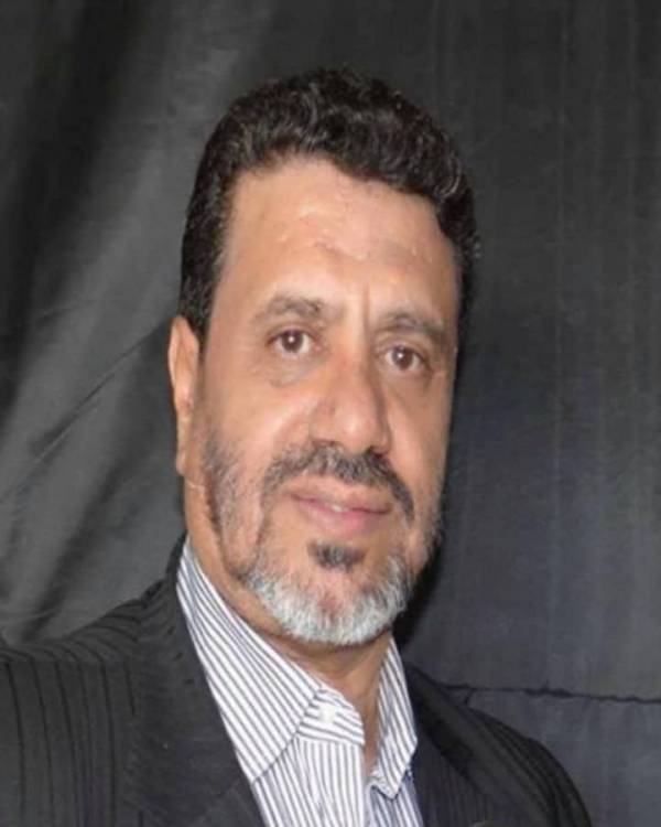الحوثيون يأمرون بحبس أكاديمي وبرلماني سابق وناشطون يدعون لوقفة احتجاجية غداً بصنعاء