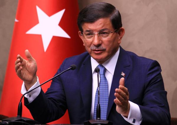  داود أوغلو يهاجم أردوغان: أسرتك تحصد الثروات