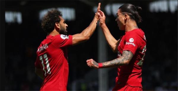 مدرب ليفربول يدافع عن مهاجمه الجديد قبل لقاء مانشستر سيتي