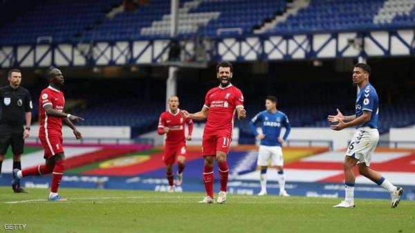 "الفار" يلغى هدفا قاتلا لليفربول في مرمى ايفرتون