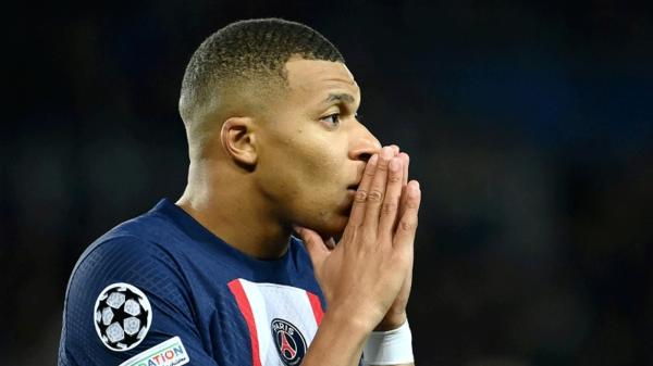 مبابي "مصدوم" من أنباء رحيله عن سان جيرمان