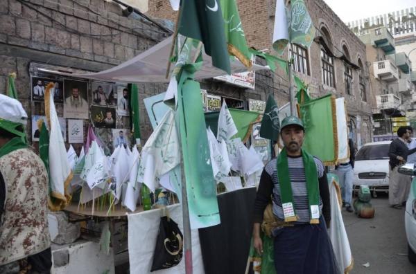 حملة حوثية لنهب المحلات التجارية  بذريعة "حق النبي" 