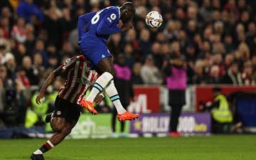 برنتفورد يفرض التعادل السلبي على تشيلسي