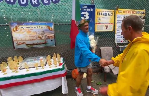  بتوقيت قدره 43 يوماً!.. إيطالي يفوز بأطول سباق في العالم