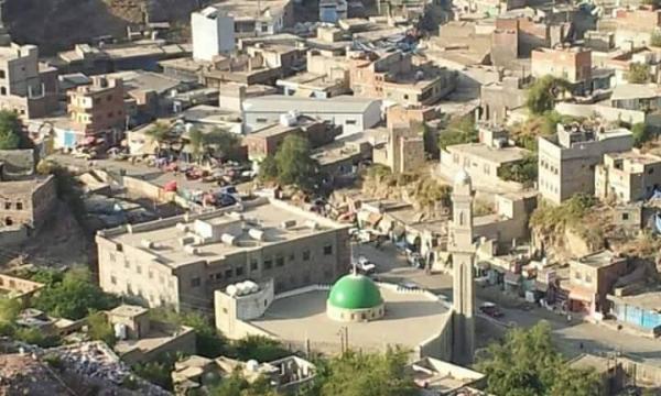 في هجدة.. قيادي حوثي يضرب  طفلته حتى الموت ويتوعد بقتل طفله الآخر 