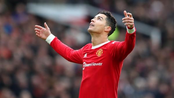 رونالدو يصدر بيانا على إنستغرام ويتحدث عن "سخونة اللحظة"