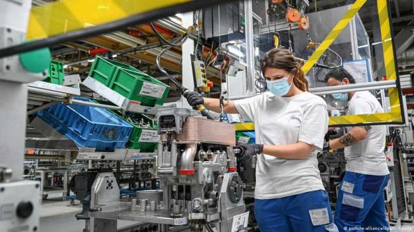 التوقعات التشاؤمية تتزايد.. أزمة الطاقة تهدد بوقف إنتاج الشركات في ألمانيا